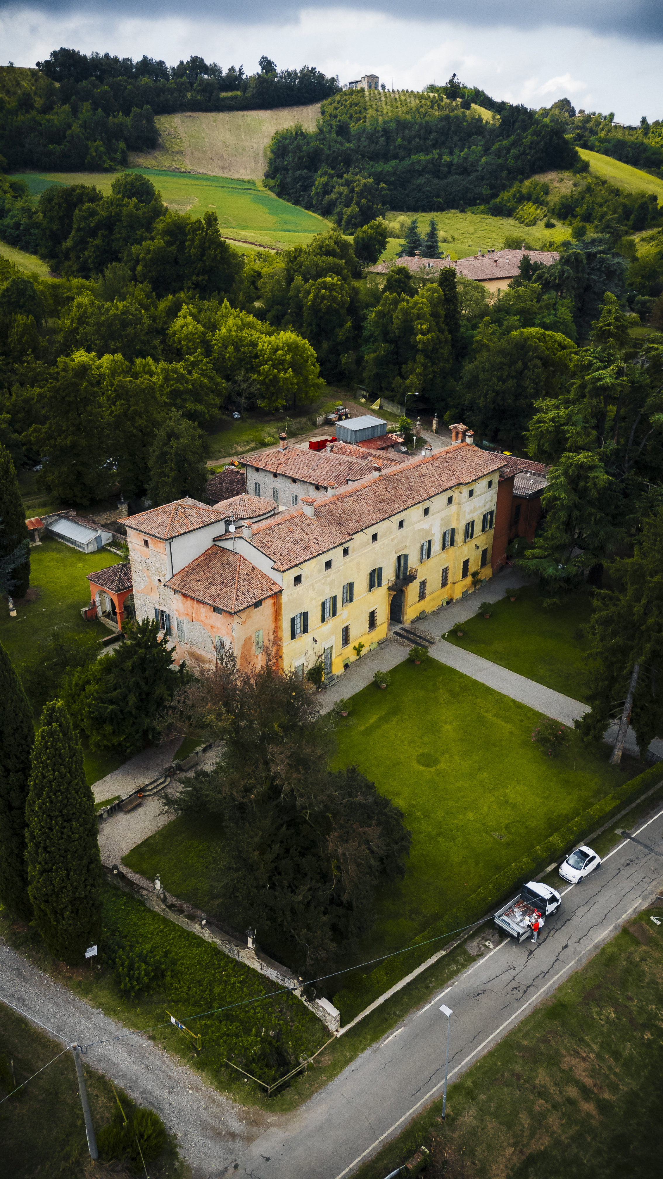 Villa Barattieri e il suo parco dall'alto